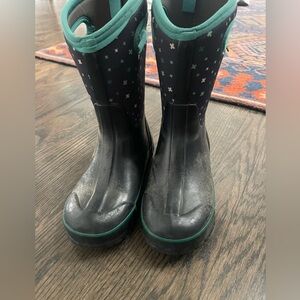 BOGs- size 4 kids
